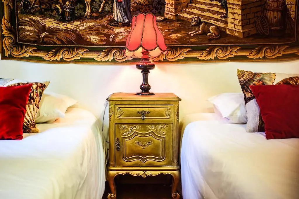 Lisbon Poets Hostel