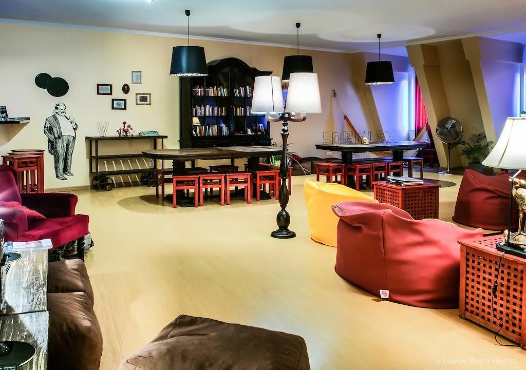 Lisbon Poets Hostel 0*,