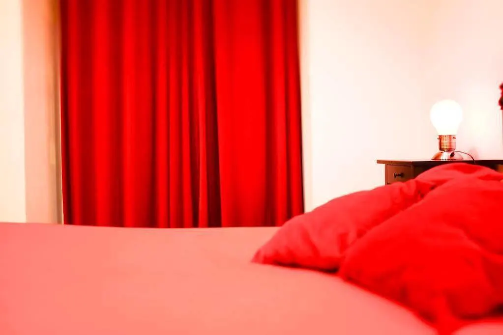 Lisbon Poets Hostel